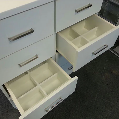 Drawer units with inner dividers for clinical supplies
