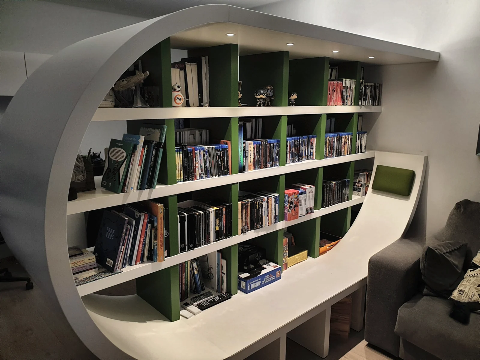 Bespoke lacquered bookcases for a home